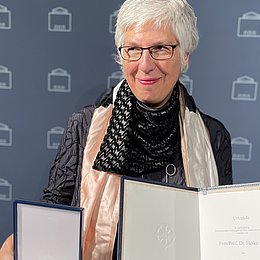 Prof. Dr. Heike Paul erhält den Bayerischen Maximiliansorden ©Amerikahaus München