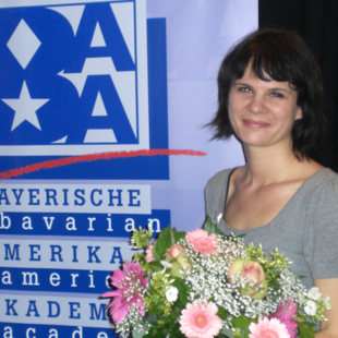 Dr. Alexandra Ganser receives the dissertation award 2008 ©Bavarian American Academy